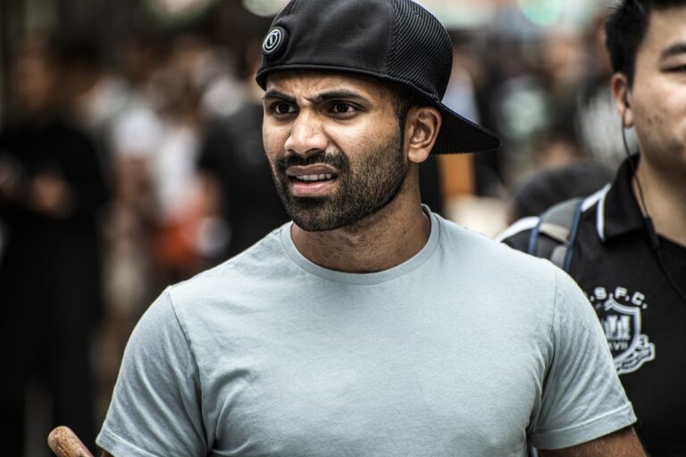 Tłumaczenia tytułów filmów - przykłady najgorszych polskich przekładów